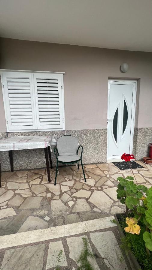 Apartmani Vela Makarska Exterior foto