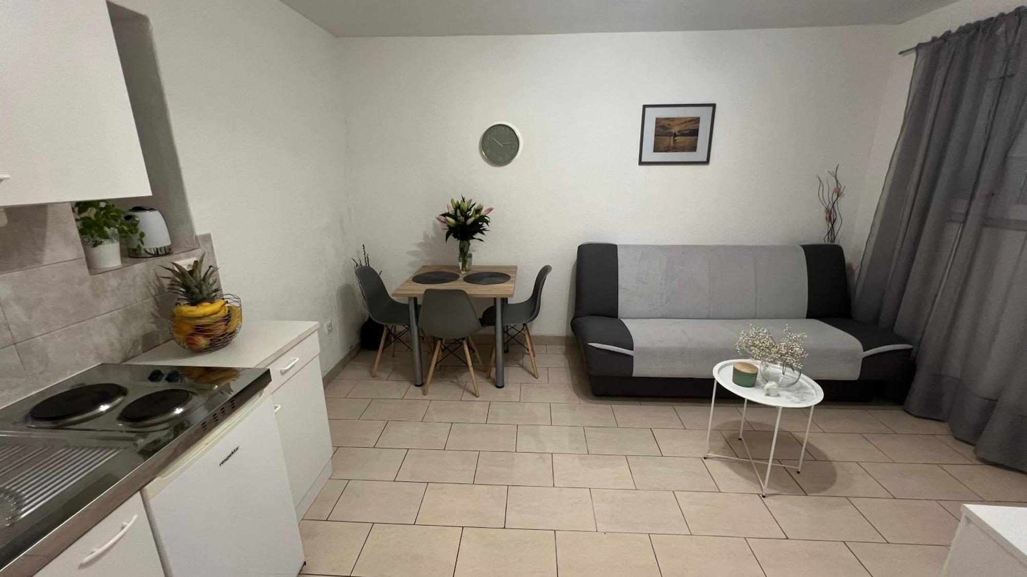 Apartmani Vela Makarska Exterior foto